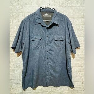 Croft & Barrow Men’s short-sleeve quick-dry shirt Navy blue heather color.